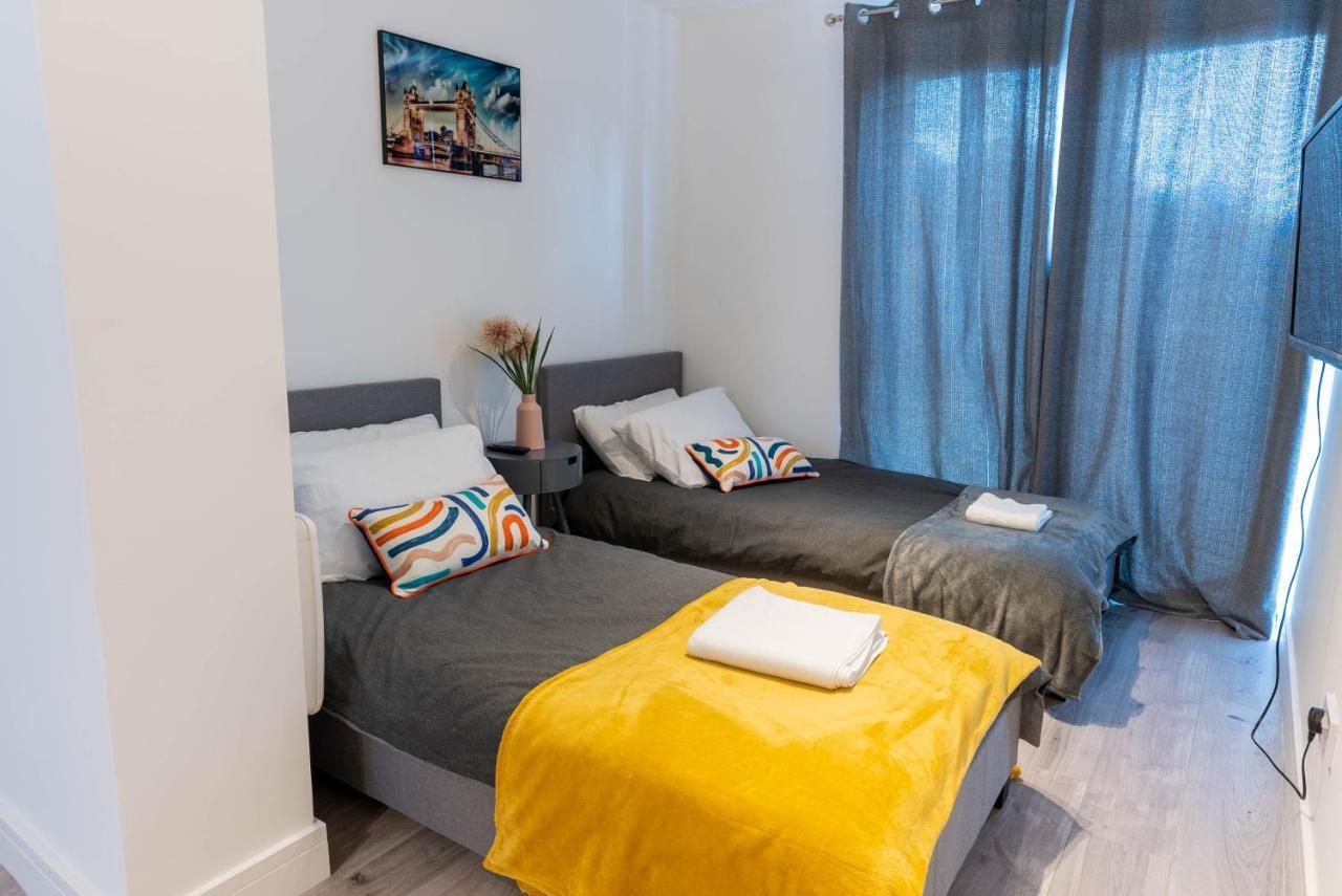 Flat 03 Studio Flat Near Aylesbury Station Free Parking 외부 사진